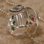 Silver, peridot and&nbsp;garnet