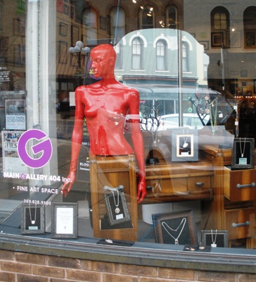 Who can resist the Red Lady?