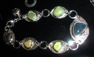 Remember wearing rock bracelets?  This one is just as fun.